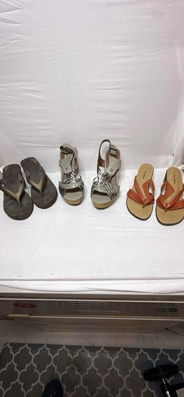 Steve Madden Turnpyke Wedge Sandals 10M South Pole Caramella Flip Flop Shoe Lot